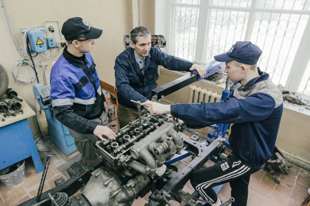 обучение на автослесаря